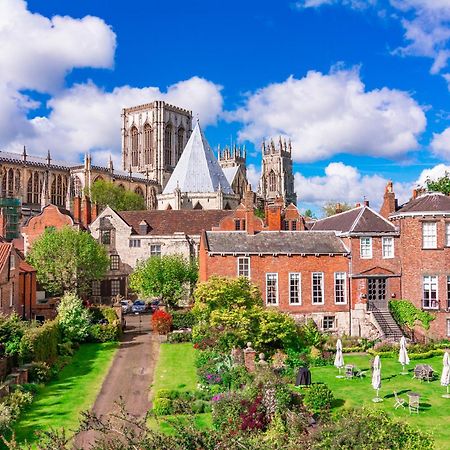 Cosy Home With York Minster Views - Pass The Keys 外观 照片